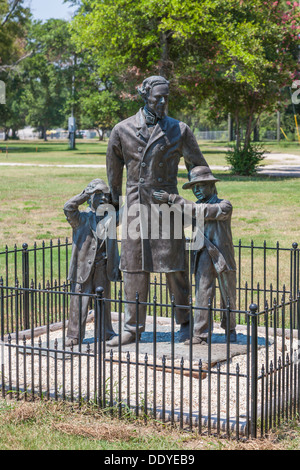 Jefferson Davis und Söhne Statue in Beauvoir Plantage, nach dem Krieg nach Hause von Präsident Jefferson Davis in Biloxi, MS Stockfoto