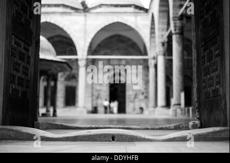 Eintritt in die Süleymaniye-Moschee in Istanbul Türkei Stockfoto