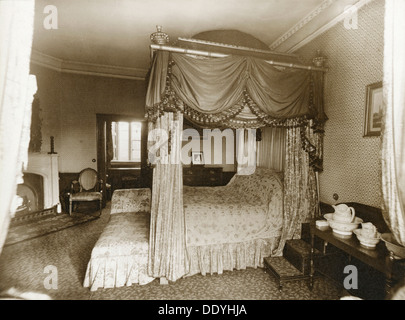 Lord Byron Schlafzimmer, Newstead Abbey, Nottinghamshire, 1905. Künstler: Henson & Co Stockfoto