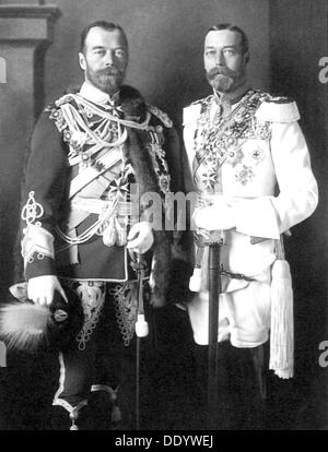 Zar Nikolaus II von Russland und George V des Vereinigten Königreichs, 1913. Künstler: Anon Stockfoto