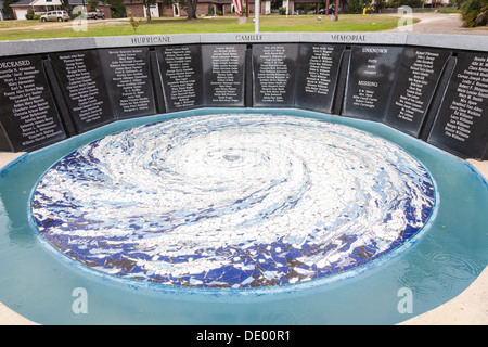 Hurrikan Camille Memorial in Biloxi, Mississippi zeigt die Namen der Toten und Vermissten. Stockfoto