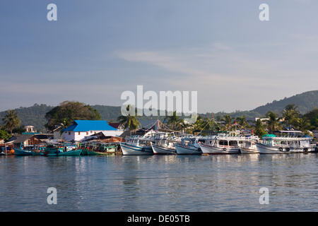 Hafen von Duong Dong Stadt auf der Insel Phu Quoc, Vietnam, Südostasien, Asien Stockfoto