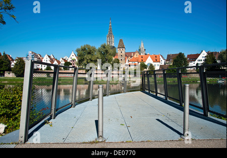 Aussichtsplattform, Panorama über die Donau in Richtung Ulm mit Ulmer Münster und Metzgerturm, Metzger-Turm Stockfoto