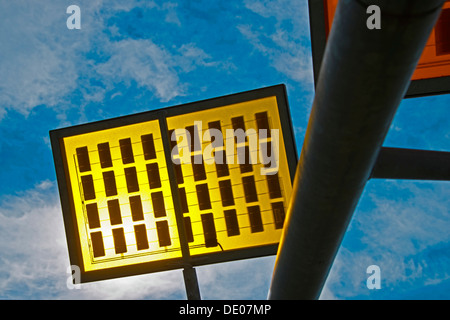 Solar Tree in Solar City, Wohn-Viertel, Ulm, Baden-Württemberg Stockfoto