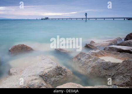 Sonnenaufgang in Altnau am Bodensee, Kanton Thurgau, Schweiz, Europa, PublicGround Stockfoto