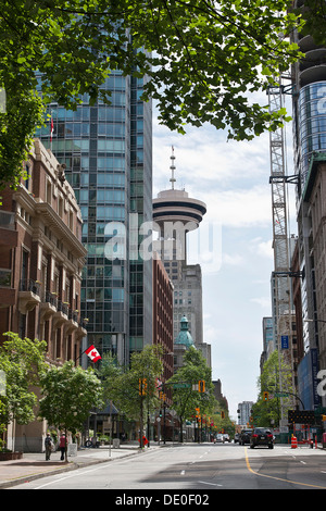 Harbour Centre ist eine bemerkenswerte Wolkenkratzer in der zentralen Geschäft Bezirk von Downtown Vancouver, Britisch-Kolumbien, Kanada. Stockfoto