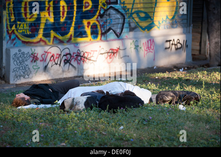 Obdachlose auf den Straßen von Rom Stockfoto