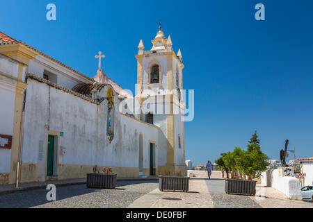 Kirche von Nossa Senhora da Conceicao, Kirche unserer lieben Frau der Empfängnis, Angeln Dorf Ferragudo, Algarve, Portugal, Europa Stockfoto