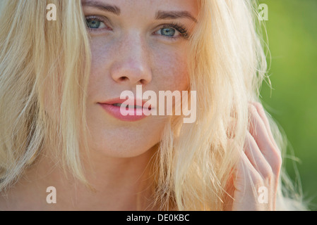 Junge Frau, close-up Stockfoto