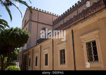 Die Kathedrale von Messina in der Provinz von Messina, Sizilien. Stockfoto