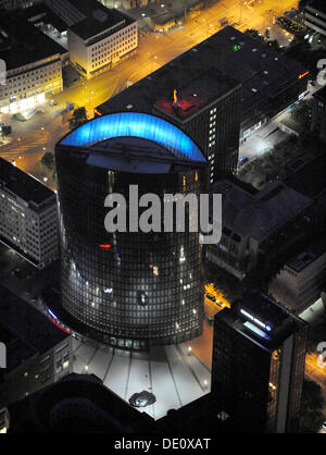 Luftbild, RWE-Turm, Innenstadt von Dortmund mit dem Rathaus, zentrale Zug-Station, Dortmund, Extraschicht 2009 Kulturfestival Stockfoto