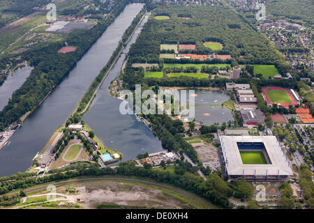 Luftbild, Wedau District, Wasserski-Zentrum in der Nähe von Schauinsland-Reisen-Arena Stadion, Duisburg, Ruhrgebiet Stockfoto