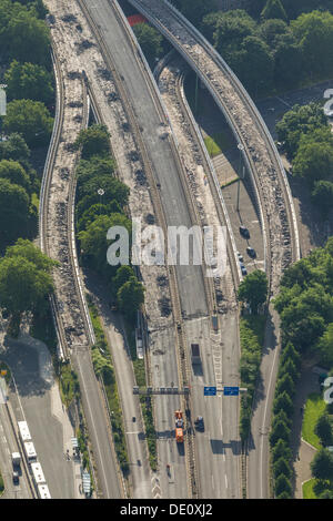 Luftbild, Autobahn A40 östlich von Essen-City-Tunnel, Autobahn A40, B1 Autobahn Ruhrschnellweg Autobahn, Essen, Ruhrgebiet Stockfoto