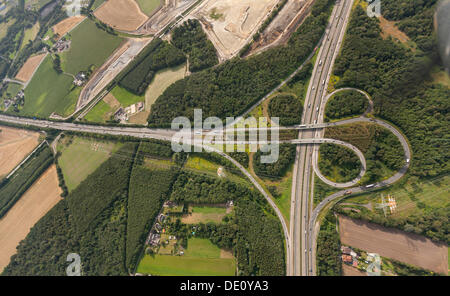 Luftbild, A45 Sauerlandlinie Autobahn zusammenführen Punkt A2 Autobahn Kreuzung, Dortmund, Ruhrgebiet, Nordrhein-Westfalen Stockfoto