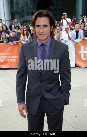 Toronto, Kanada. 09. September 2013. US-Schauspieler Dermot Mulroney für das Screening von kommt "August: Osage County" während der 38th annual Toronto Film Festival, in Toronto, Kanada, 9. September 2013. Das Festival dauert bis zum 15. September. Foto: Hubert Boesl/Dpa/Alamy Live News Stockfoto