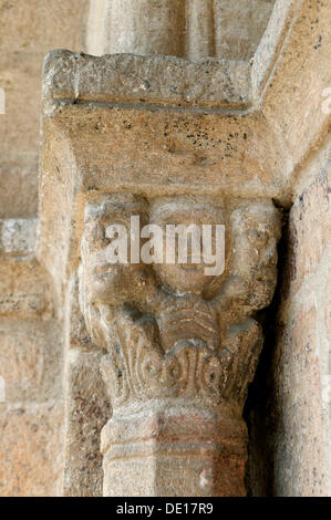 Architekturdetail, Dore Eglise, romanische Kirche, natürlichen Regionalpark Livradois Forez, Haute Loire, Auvergne, Frankreich Stockfoto