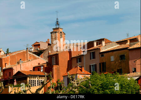 Dorf Roussillon gekennzeichnet Les Plus Beaux Dörfer de France, The Most schöne Dörfer von Frankreich, Luberon, Provence Stockfoto