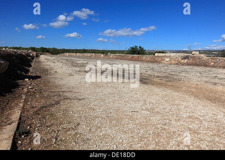 Zypern, Kourion, assyrische Ku-ri-i, antiken griechischen, lateinischen, Curium, historischen, alten Website, Straße, das alte Stadion Stockfoto