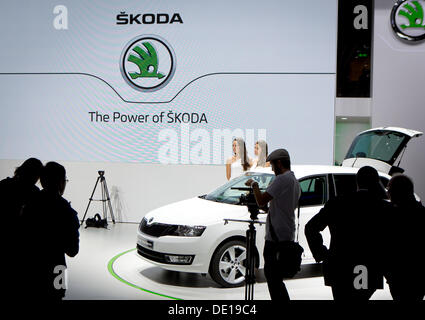 Frankfurt am Main, Deutschland. 9. September 2013. Skoda Auto Autobauer präsentiert Welt premiere Skoda Rapid Spaceback während der 65. IAA Internationale Automobilausstellung in Frankfurt/Main, auf Dienstag, 10. September 2013. (CTK Foto/Petr Mlch) Stockfoto
