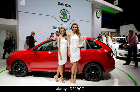 Frankfurt am Main, Deutschland. 9. September 2013. Skoda Auto Autobauer präsentiert Welt premiere Skoda Rapid Spaceback während der 65. IAA Internationale Automobilausstellung in Frankfurt/Main, auf Dienstag, 10. September 2013. (CTK Foto/Petr Mlch) Stockfoto