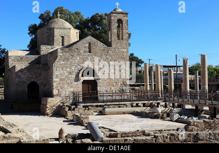 Zypern, Paphos Stadt, Gazibaf, historische Ausgrabungen, early Christian Basilica von Panagia Chrysopolitissa, Kreuzkuppelkirche des Stockfoto