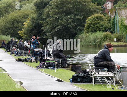 Spiel, Bude Canal, Cornwall, UK 2013 Angeln Stockfoto