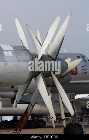 Turbo-Propeller strategische Bomber-Trägerrakete Tupolev Tu-95MS Bear Stockfoto