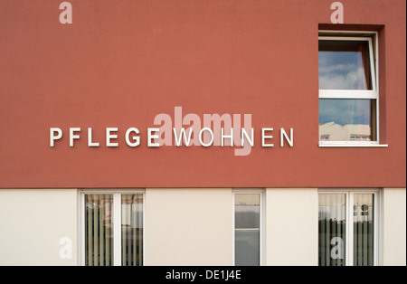 Berlin, Deutschland, schreiben in einem Wohn-Pflegeheim Stockfoto