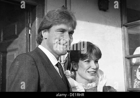 © Kelch Bilder. James Hunt und Sarah Lomax Marlborough 17.12.1983 Stockfoto