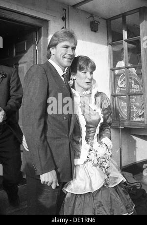 © Kelch Bilder. James Hunt und Sarah Lomax Marlborough 17.12.1983 Stockfoto