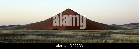 Düne, Sossusvlei, Namib-Naukluft-Nationalpark, Namibia, Afrika Stockfoto