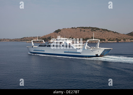 Mit der Fähre überqueren von Igoumenitsa nach Korfu, Griechenland. Stockfoto