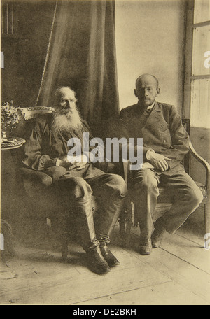 Russische Schriftsteller Leo Tolstoy mit seinem Sohn Leo, Russland, 1899. Künstler: Sophia Tolstaya Stockfoto