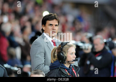 Cardiff, Wales, UK. 10. September 2013. Wales V Serbien FIFA 2014 WM Qualifikation entsprechen - Cardiff - 100913 Wales Manager Chris Coleman während des Spiels gegen Serbien im Cardiff City Stadium heute Abend. Bildnachweis: Phil Rees/Alamy Live-Nachrichten Stockfoto