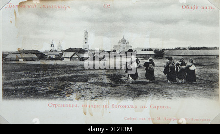 Pilger auf dem Weg zum Sarow Kloster, Russland, 1904. Künstler: Maxim Dmitriev Stockfoto