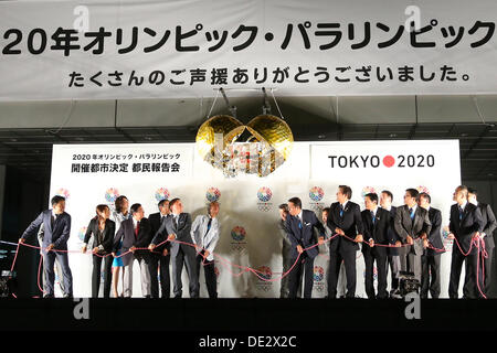 Tokio, Japan. 10. September 2013. 10. September 2013: Nachbesprechung Sitzung über Tokio den Zuschlag für die Olympischen Sommerspiele 2020 in Shinjuku, Tokio, Japan zu hosten. Bildnachweis: Daiju Kitamura/AFLO SPORT/Alamy Live-Nachrichten Stockfoto