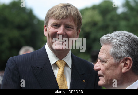 Berlin, Deutschland, Willem-Alexander Koenig und Bundespräsident Joachim Gauck Stockfoto