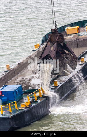 Baggerarbeiten Operationen Hafen Helsinki Finnland Stockfoto