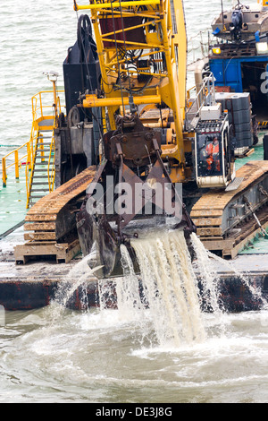 Baggerarbeiten Operationen Hafen Helsinki Finnland Stockfoto