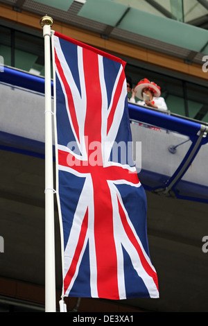 Ascot, Vereinigtes Königreich, Nationalflagge des Vereinigten Königreichs Großbritannien und Nordirland Stockfoto