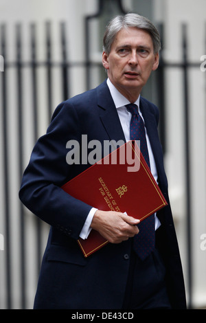 Philip Hammond MP Secretary Of State for Defence besucht der wöchentlichen Kabinettssitzung im No: 10 Downing Street in London, Großbritannien, Stockfoto