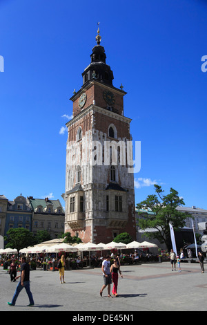 Turm des Rathauses am Rynek, Krakau, Polen Stockfoto