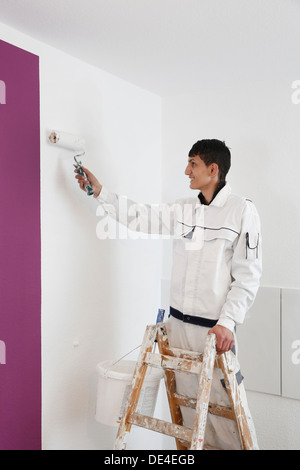 Moers, Deutschland, Lehrling Maler und Dekorateur Stockfoto