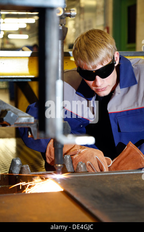 Moers, Deutschland, Trainee für Schweißen Arbeiter Stockfoto