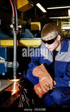 Moers, Deutschland, Trainee für Schweißen Arbeiter Stockfoto