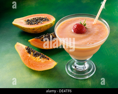 Papaya-smoothie Stockfoto