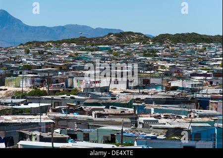 Khayelitsha, einem dicht besiedelten, teilweise informellen Township in Kapstadt, Südafrika Stockfoto