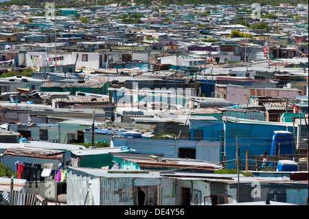 Khayelitsha, einem dicht besiedelten, teilweise informellen Township in Kapstadt, Südafrika Stockfoto