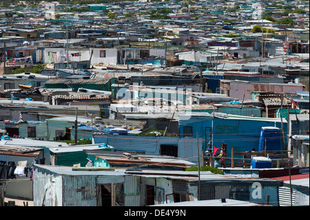 Khayelitsha, einem dicht besiedelten, teilweise informellen Township in Kapstadt, Südafrika Stockfoto