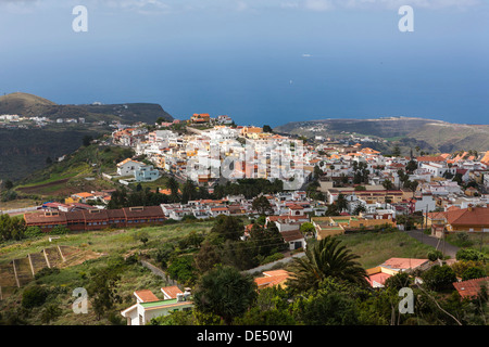 Blick auf das Dorf Firgas, Gran Canaria, Kanarische Inseln, Spanien, Europa, PublicGround Stockfoto